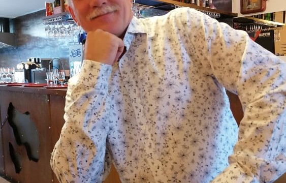 Moi, poseur ? çà va je vais bien les Amis